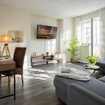 Apartment Luxus Sauna Balkon Küche Zentral *