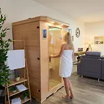 Apartment Luxus Sauna Balkon Küche Zentral