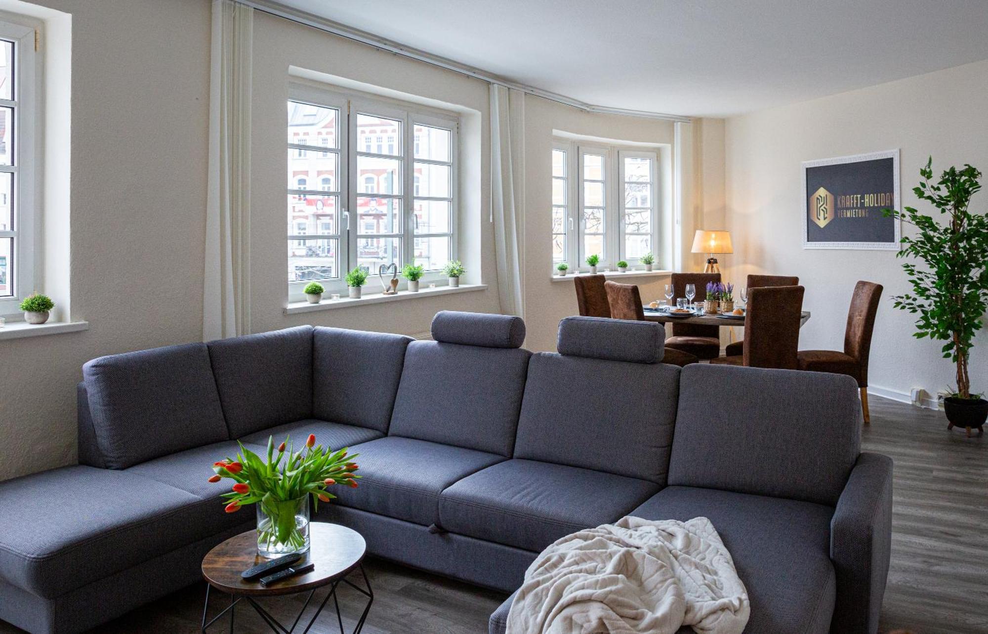 Apartment Luxus Sauna Balkon Kueche Zentral Rostock