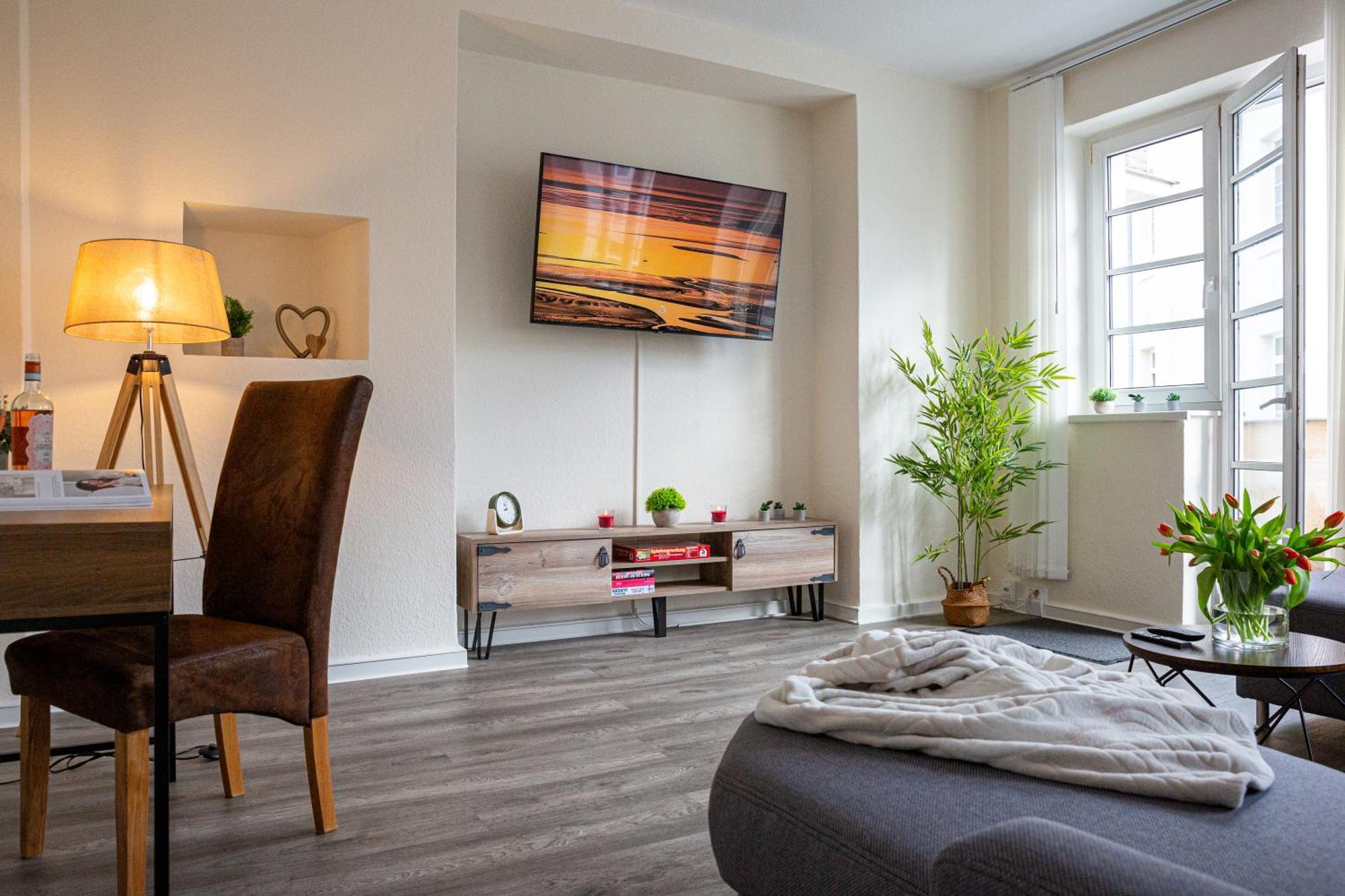 Apartment Luxus Sauna Balkon Küche Zentral *