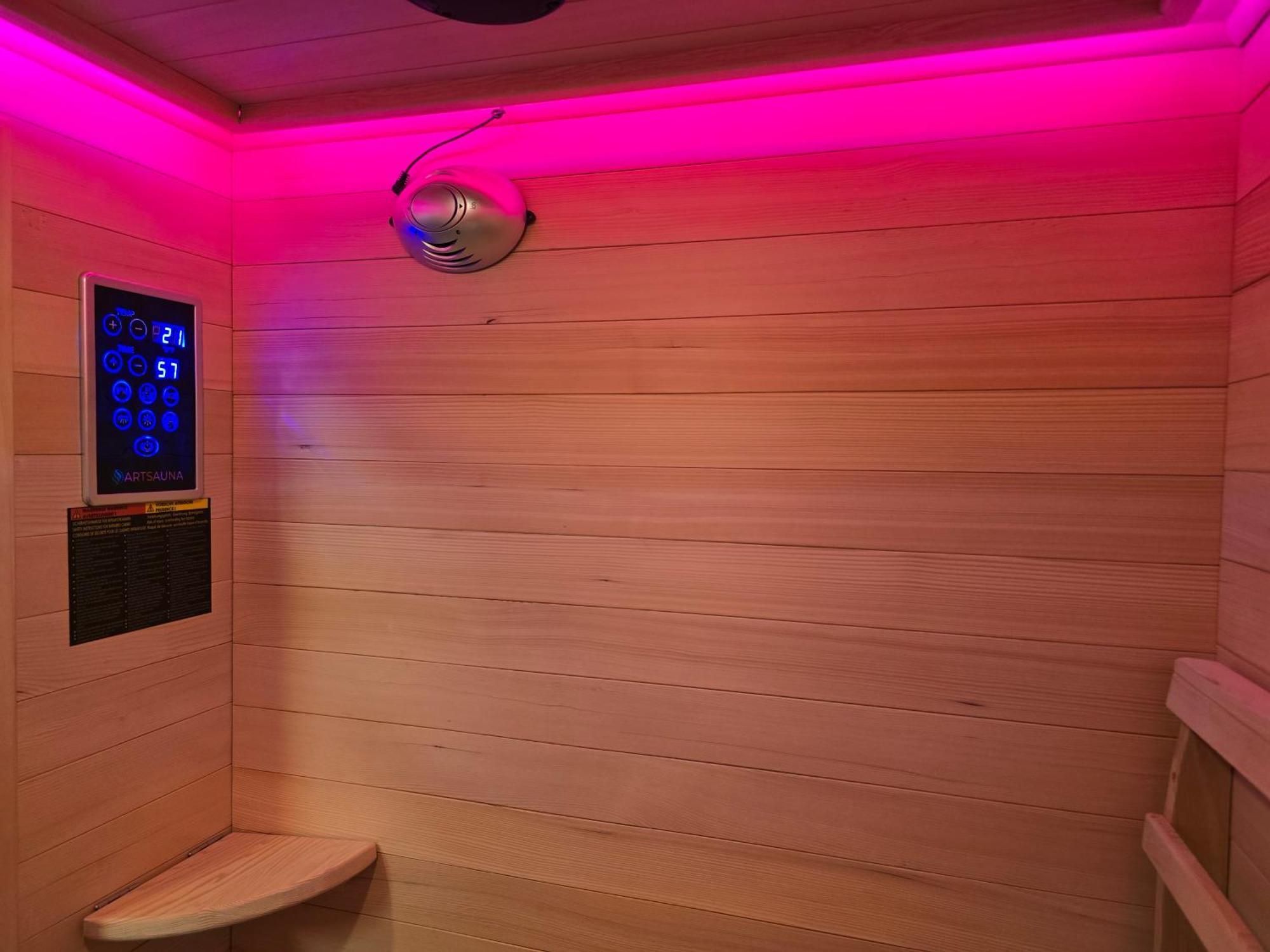 Apartment Luxus Sauna Balkon Kueche Zentral *